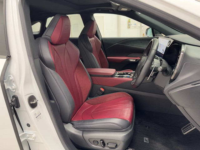 レクサス RX500h Fスポーツ パフォーマ