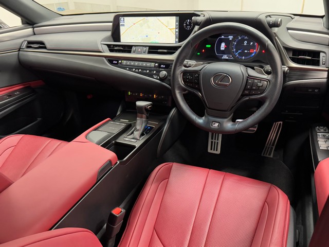 レクサス ES300h F SPORT