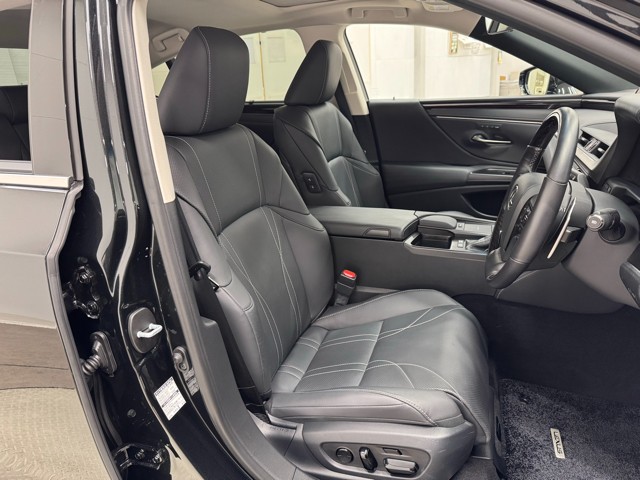 レクサス ES300h VERSIONL