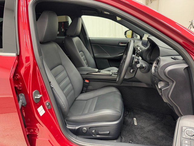 レクサス IS300h VER-L