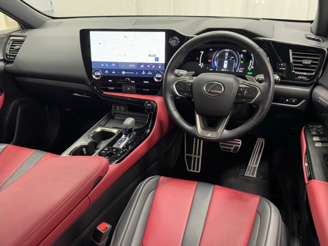 レクサス NX450h+ Fsport