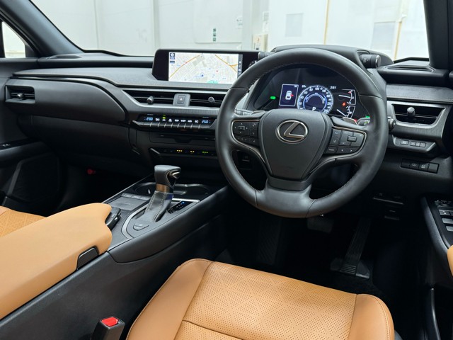レクサス UX250h バージョンL