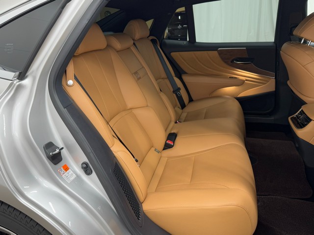 レクサス LS500h IーPKG