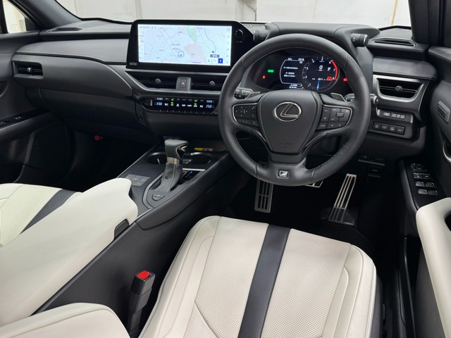 レクサス UX250h Fスポーツ