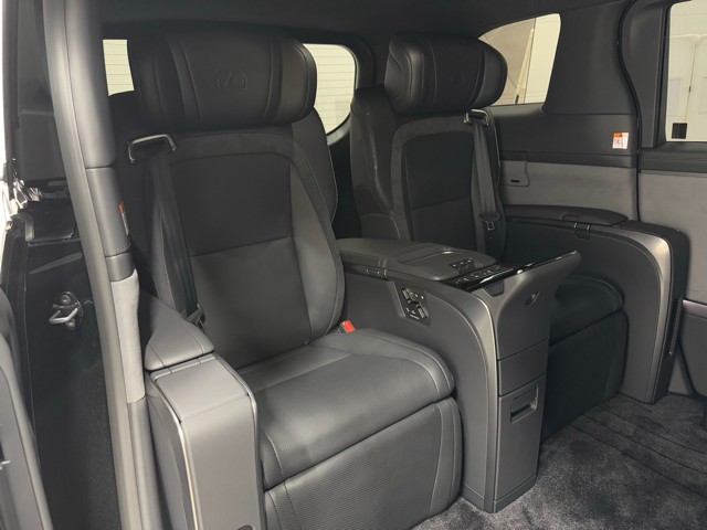 レクサス LM500h EXECUTIVE