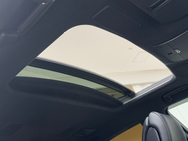 レクサス LS500h EXECUTIVE