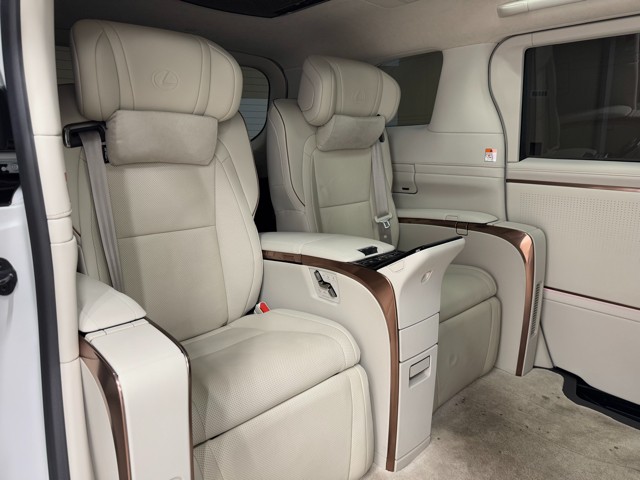レクサス LM500h EXECUTIVE