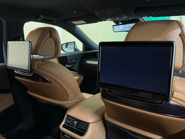 レクサス LS500h エグゼクティブ