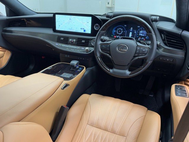 レクサス LS500h エグゼクティブ