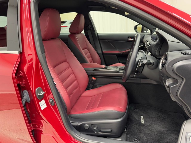 レクサス IS300h バージョンL