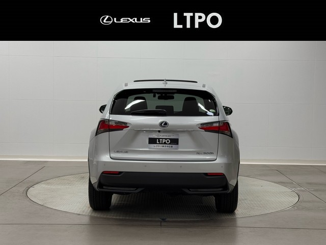 レクサス NX300h VER-L