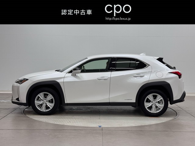 レクサス UX250h バージョン C