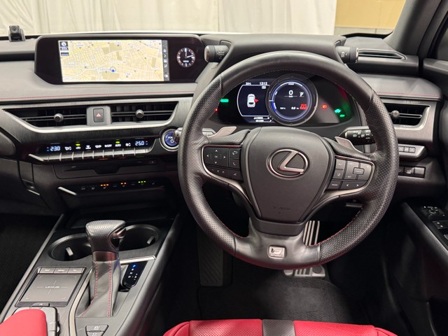 レクサス UX250h Fスポーツ