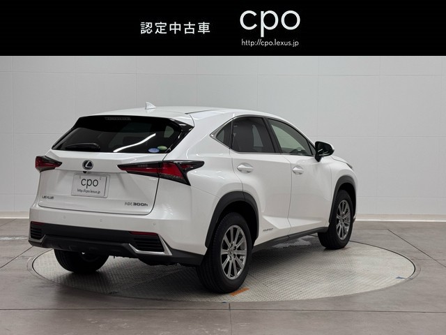 レクサス NX300h Iパッケージ