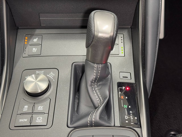 レクサス IS300h F SPORT