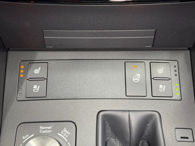 レクサス IS300h F SPORT