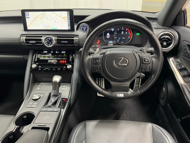 レクサス IS300h F SPORT