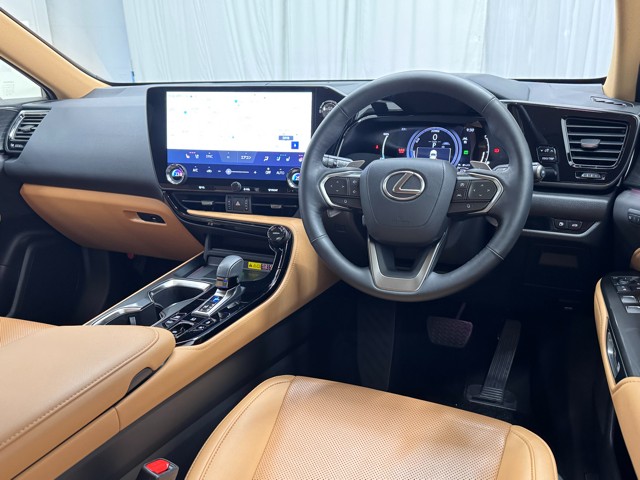 レクサス NX450h+ VER L