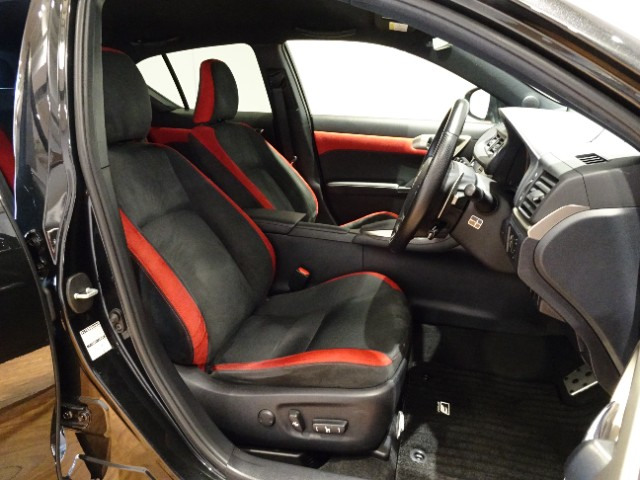 レクサス CT200h FSPORT