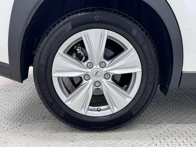 レクサス UX250h バージョンC