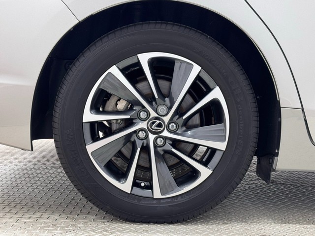 レクサス CT200h VERSIONC