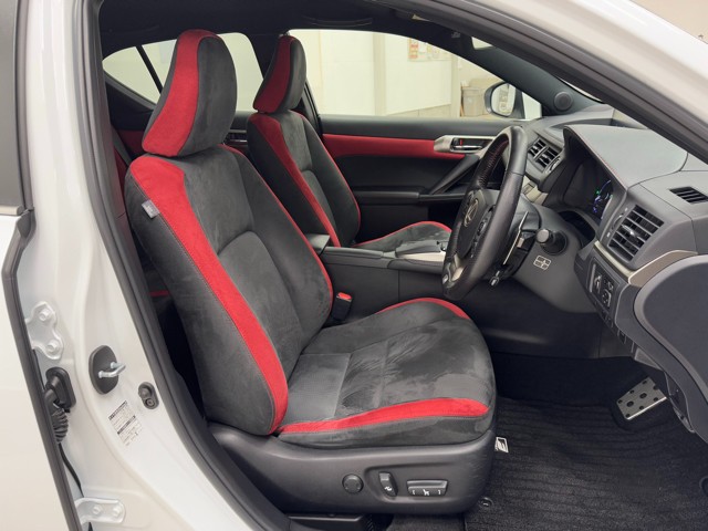 レクサス CT200h F SPORT