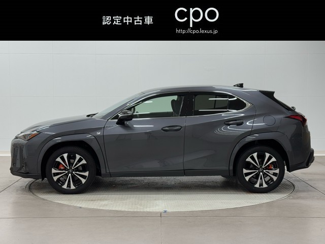 レクサス UX250h Fスポーツエモーショナル