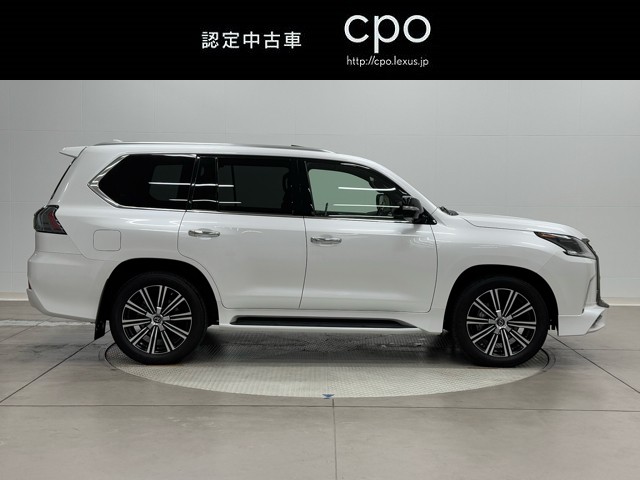 レクサス LX570 ブラックシークエンス