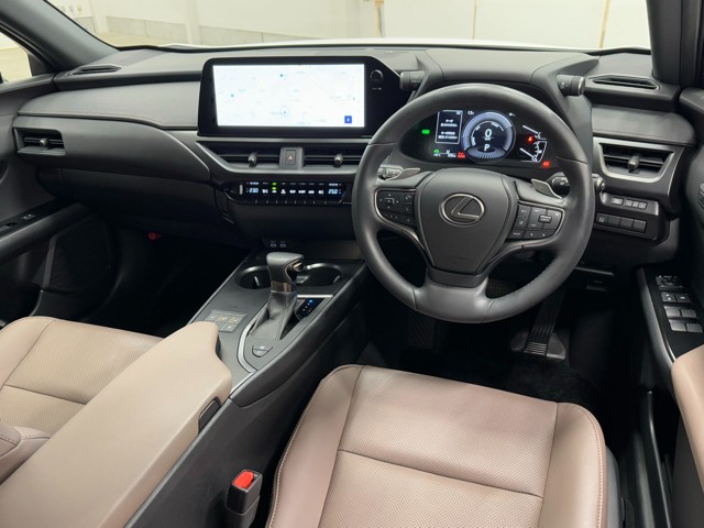 レクサス UX250h グレイスフル Exp