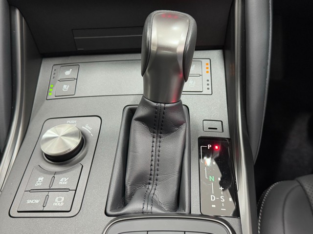 レクサス IS300h VER-L