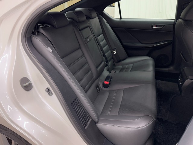 レクサス IS300h VER-L