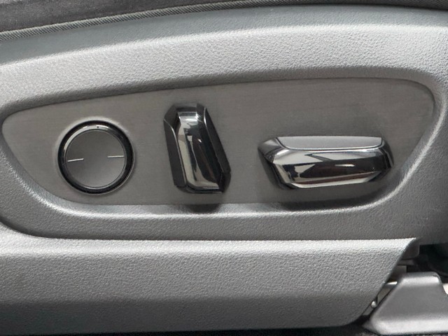 レクサス RZ450e バージョンL