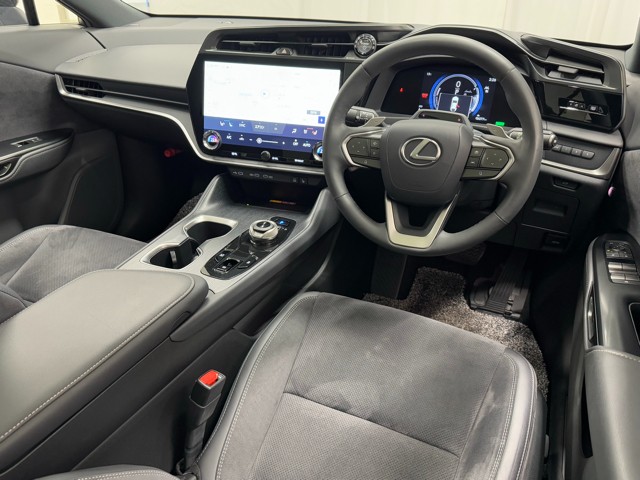 レクサス RZ450e バージョンL