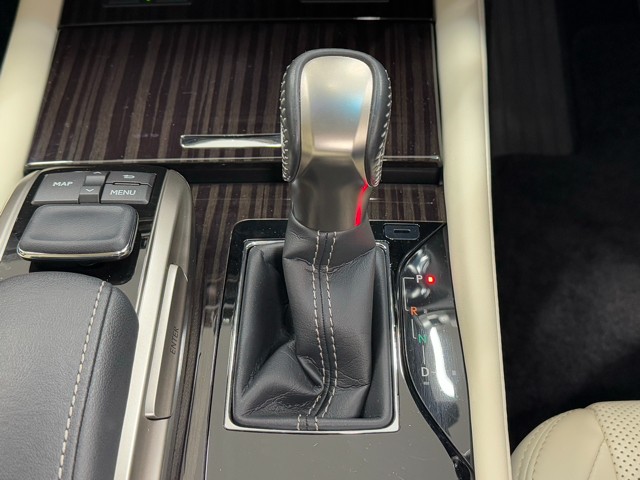 レクサス GS300h Iパッケージ