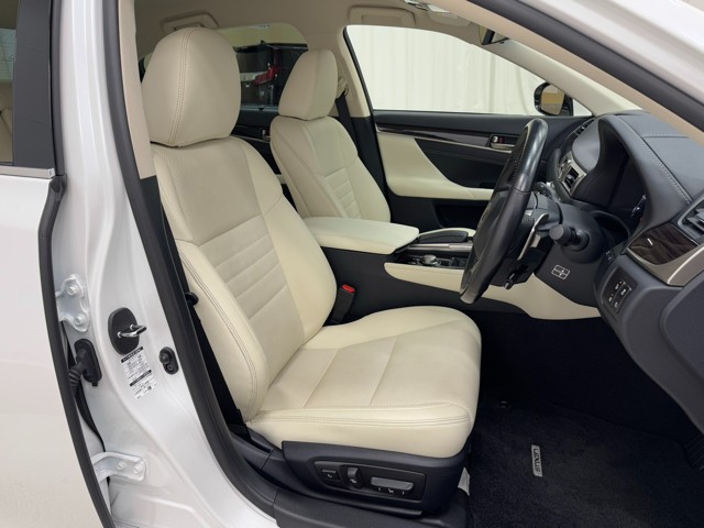レクサス GS300h Iパッケージ