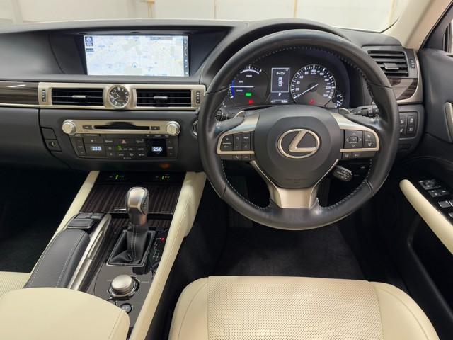レクサス GS300h Iパッケージ