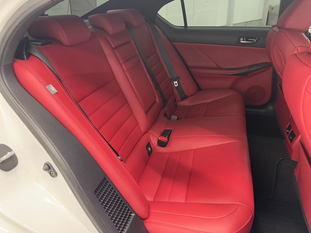 レクサス IS300h F SPORT