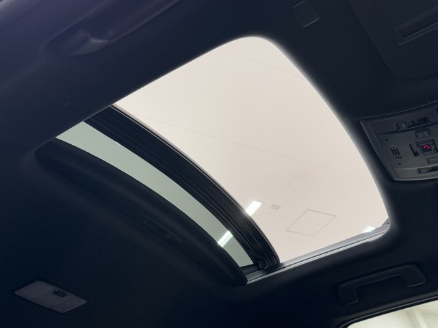 レクサス UX300e バージョンL