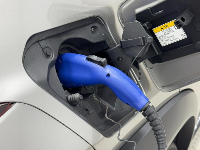 レクサス UX300e バージョンL