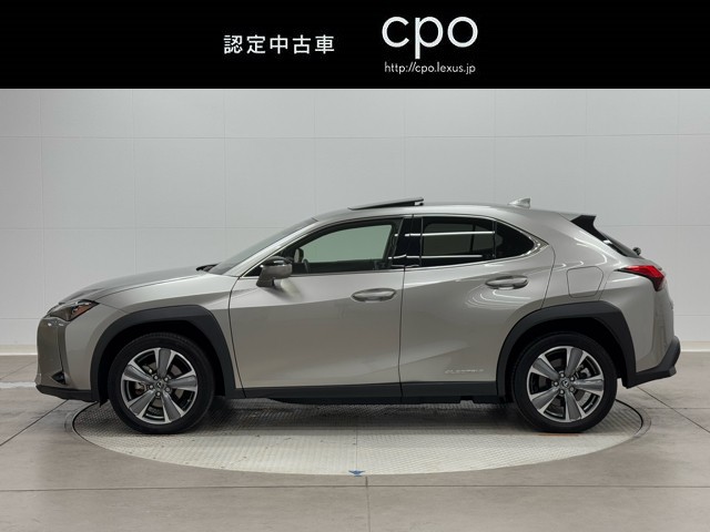 レクサス UX300e バージョンL