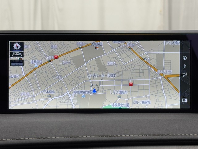 レクサス UX300e バージョンL