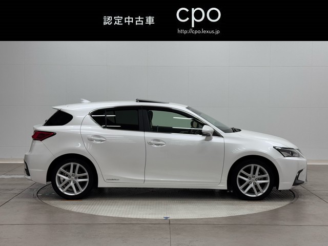 レクサス CT200h バージョンL