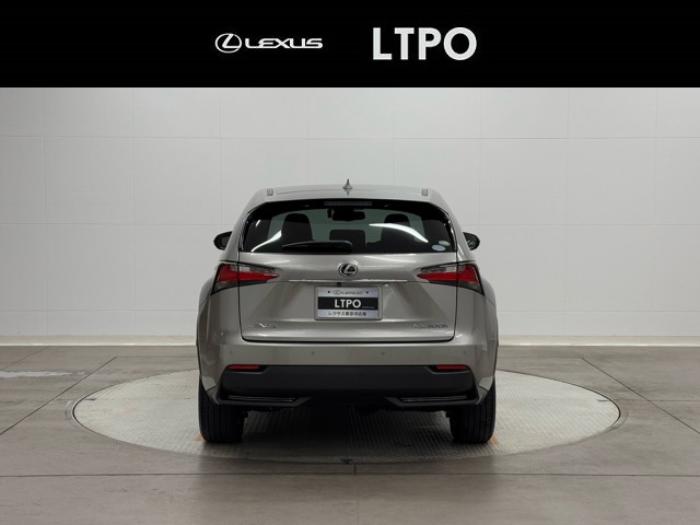 レクサス NX300h Fスポーツ