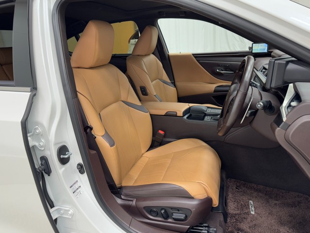 レクサス ES300h バージョンL