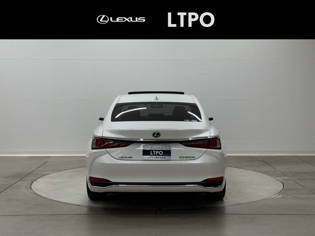 レクサス ES300h バージョンL