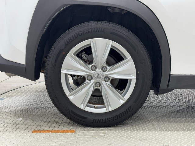 レクサス UX250h バージョンC