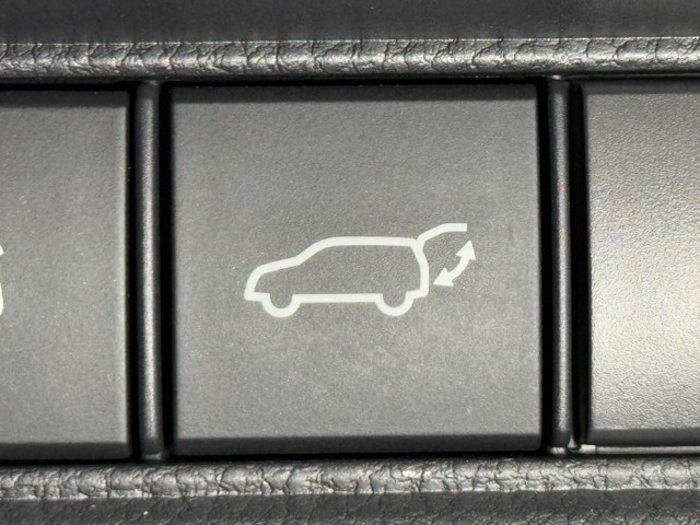 レクサス LBX Active