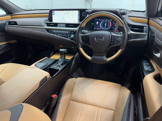 レクサス ES300h VER L