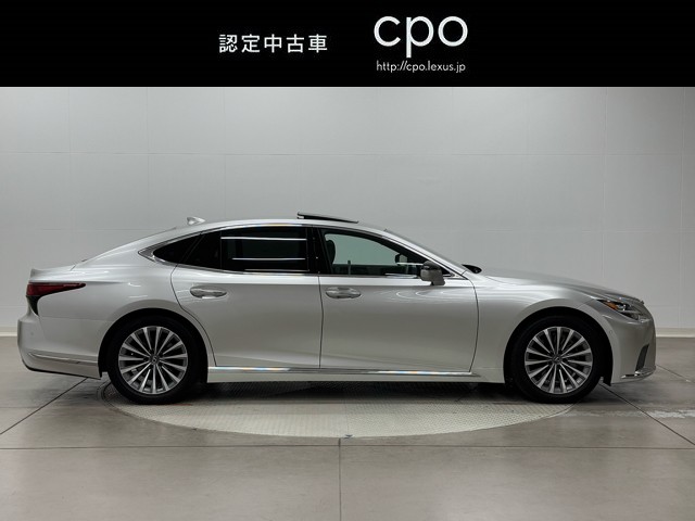 レクサス LS500h EXECUTIVE