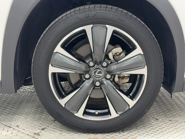 レクサス UX200 VERSIONC